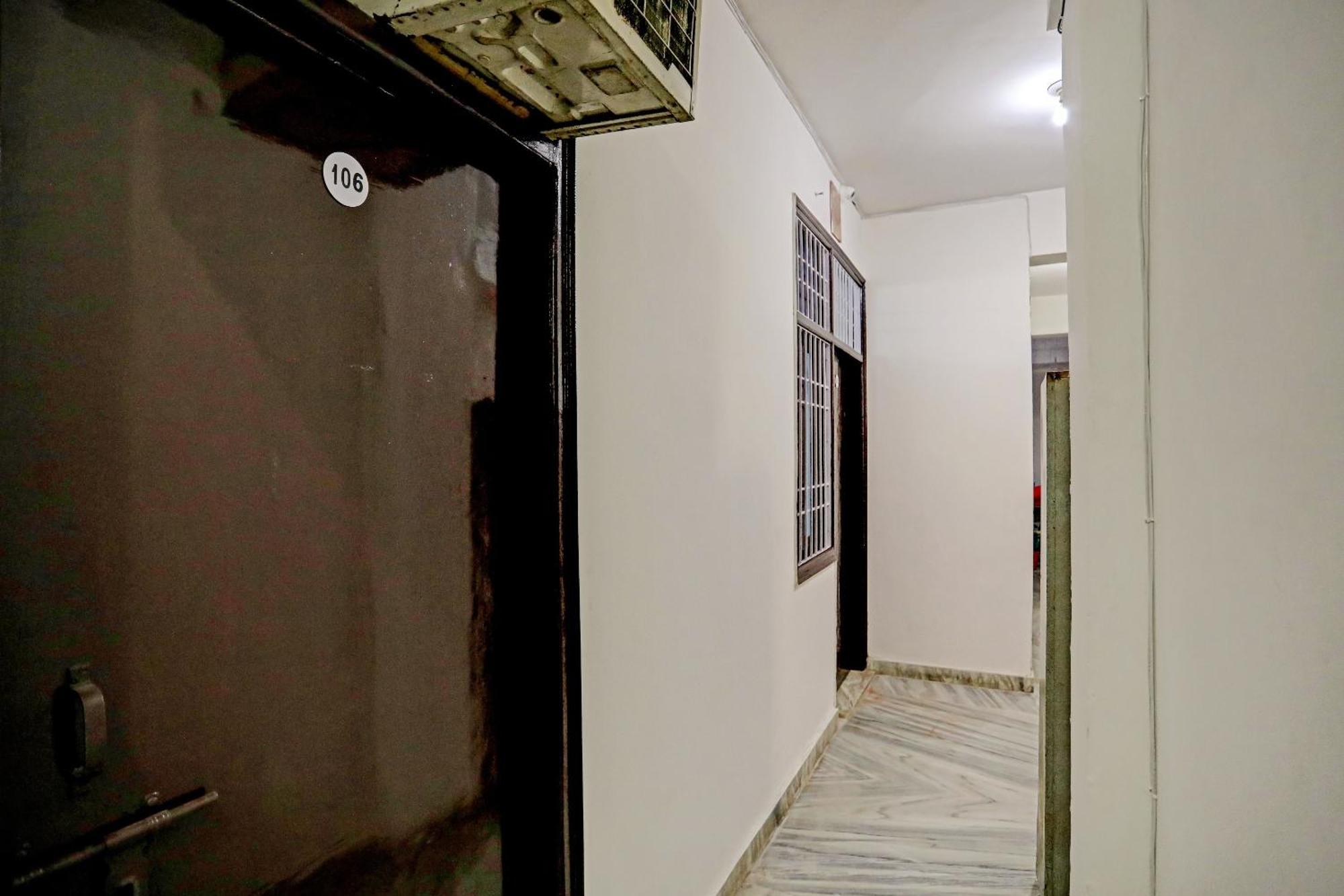 Spot On Raj Hotel Vip Near Worlds Of Wonder Kālkāji Devi المظهر الخارجي الصورة